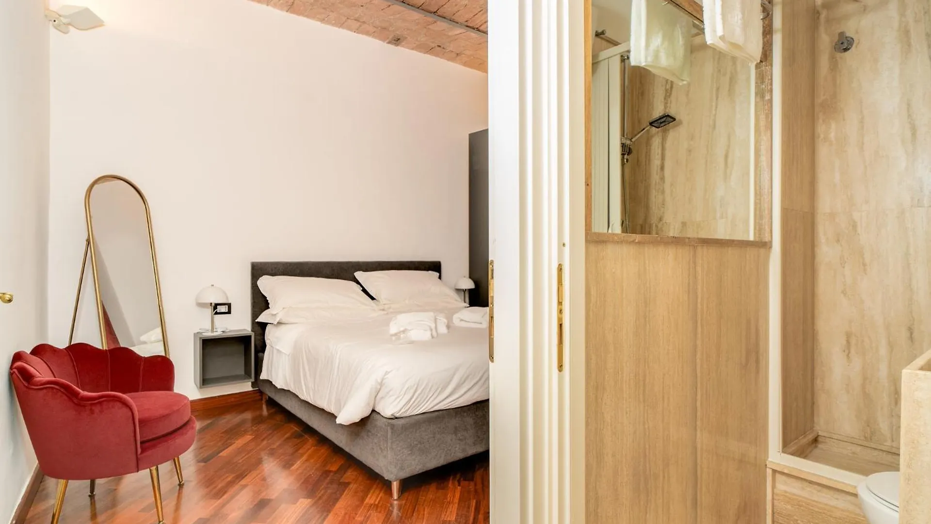 Oleum Roma Veneto Apartment